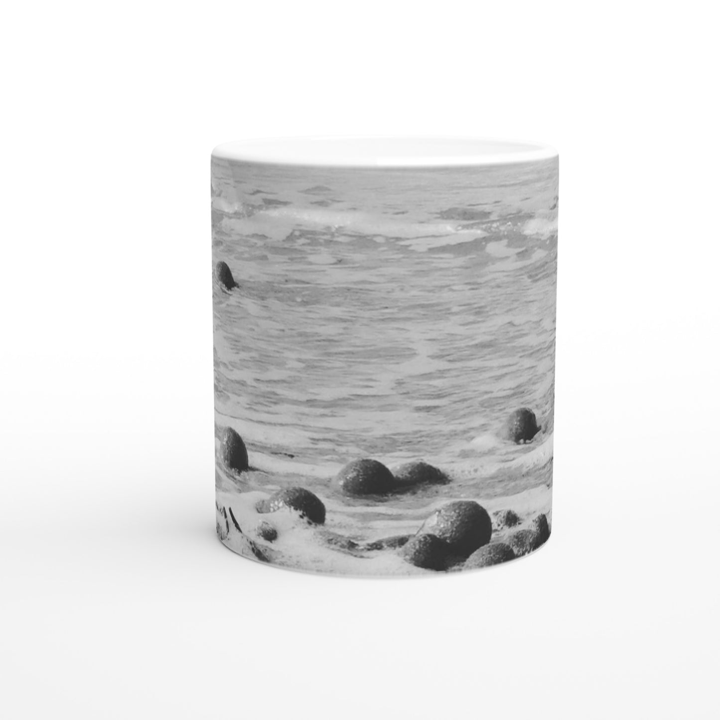 taza decorada con el mar de mallorca