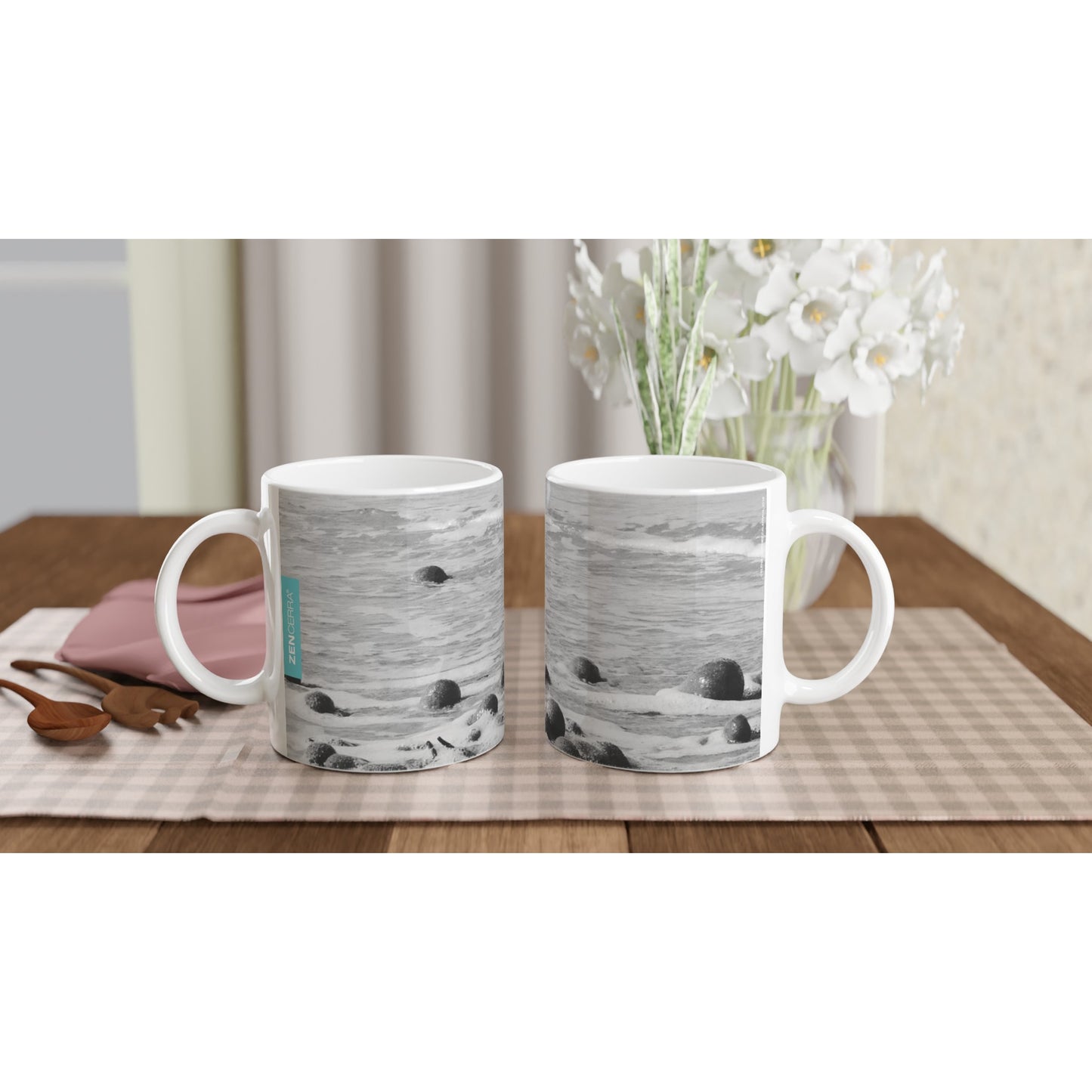 taza decorada con el mar de mallorca