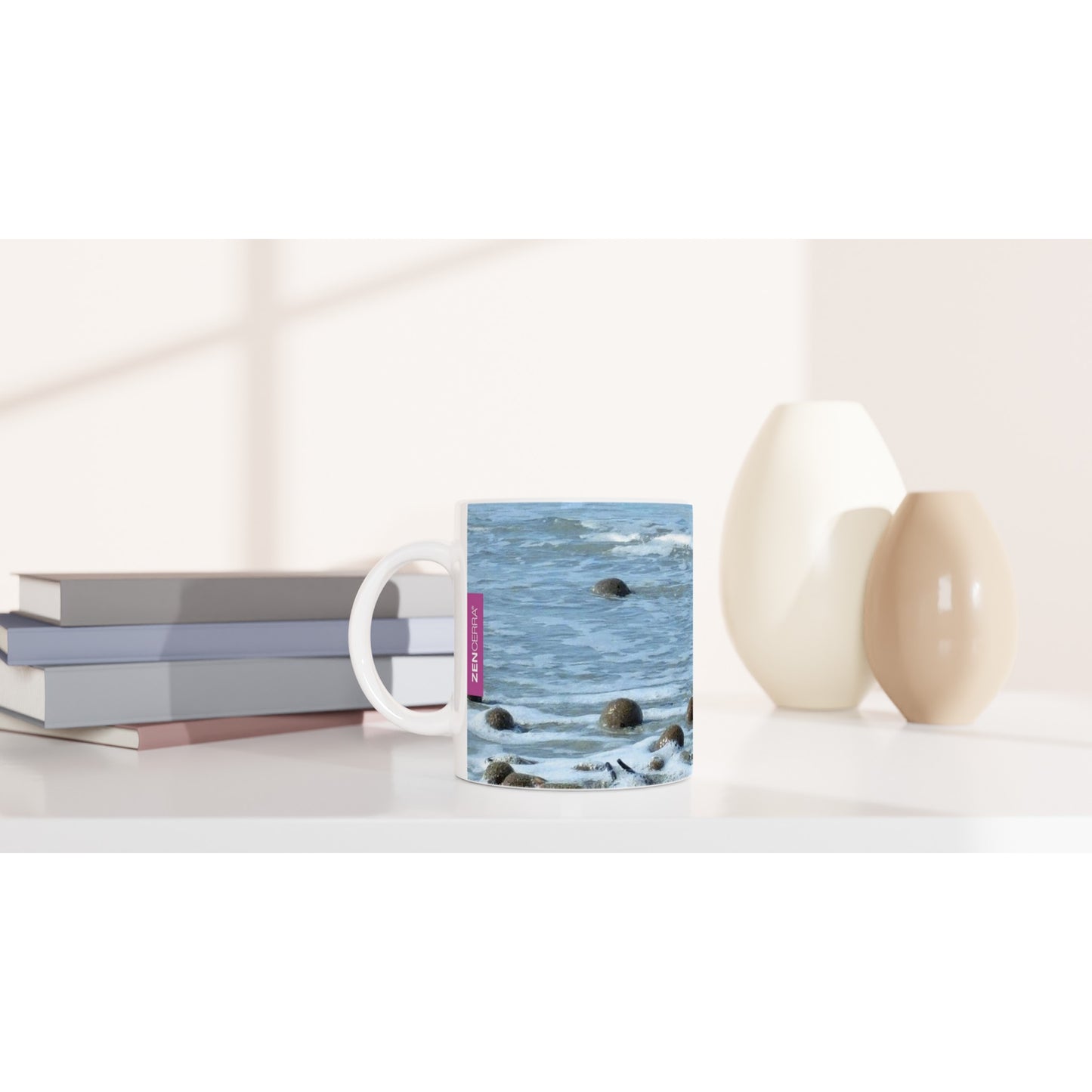 taza decorada con el mar de mallorca