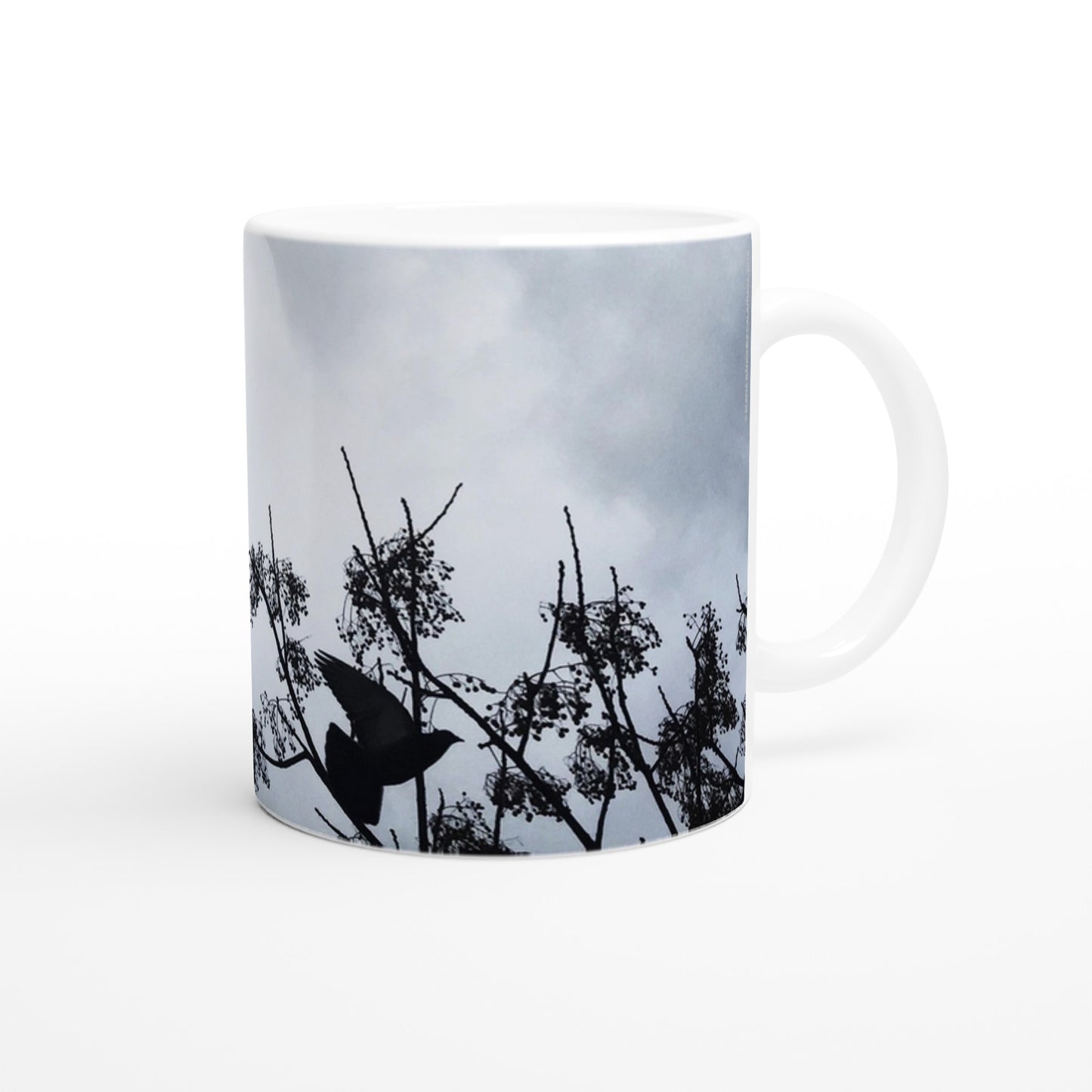 taza decorada por sublimación con imagen natural de palomas en vuelo